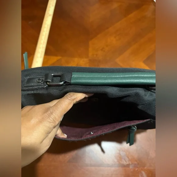 Ted Baker London Black tograin nylon document Messenger Bag - Picture 9 of 11